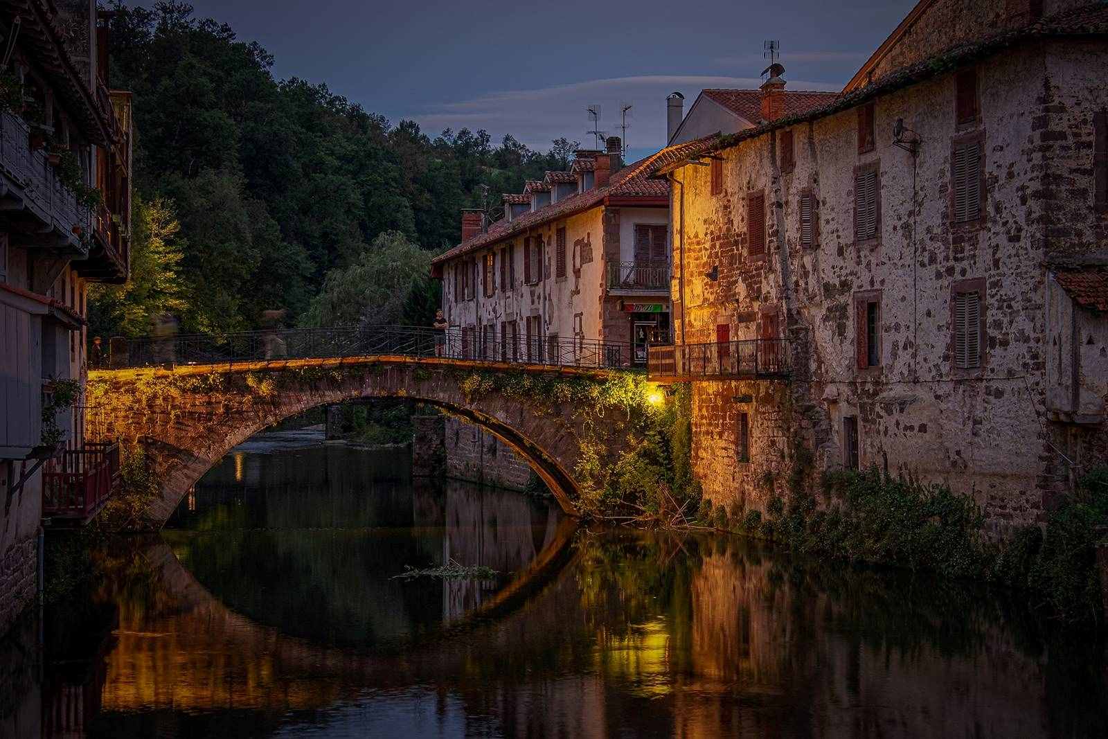 Complete French Way on foot from Saint Jean Pied de Port to Santiago: 36 stages - 38 days